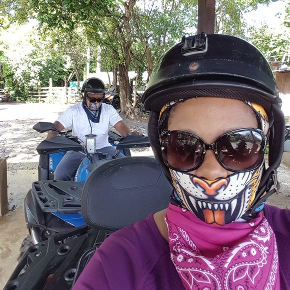 Meet your Posher, Stacey - Picture 1 of 1